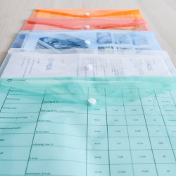 Irattartó tasak A4, PP patentos Bluering® transzparens piros Irattartó tasak, patentos Bluering