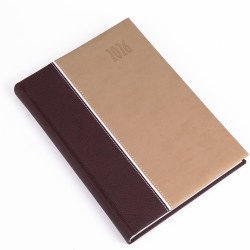 Határidőnapló Kensington A/5, napi fehér lapokkal barna Realsystem 2026. Határidőnapló Realsystem