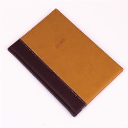 Határidőnapló Linett B/5, heti fehér lapokkal barna-mustár Realsystem 2026. Határidőnapló Realsystem