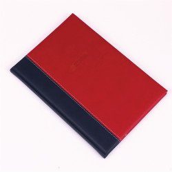 Határidőnapló Linett B/5, heti fehér lapokkal kék-piros Realsystem 2026. Határidőnapló Realsystem